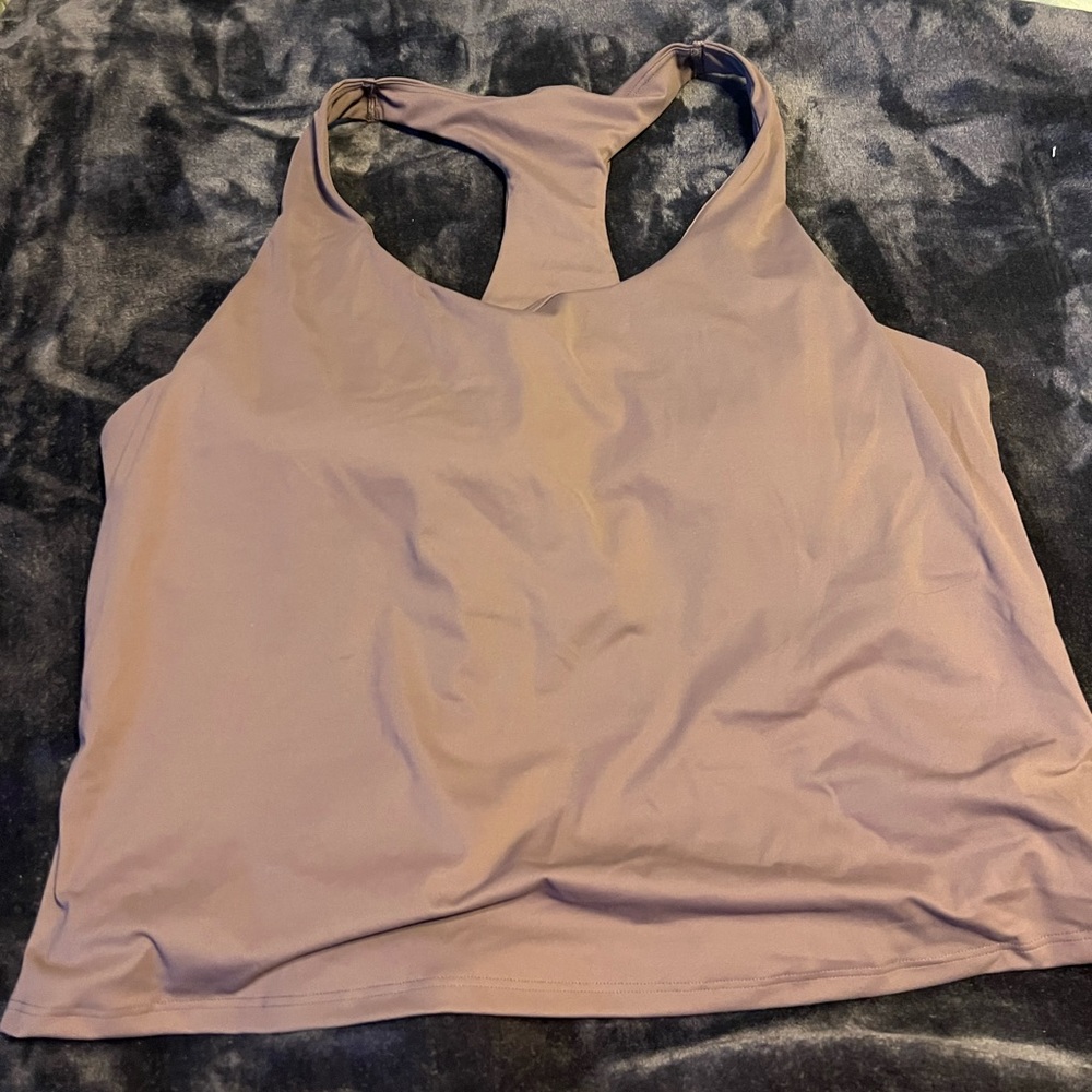 Workout tank with built in bra
